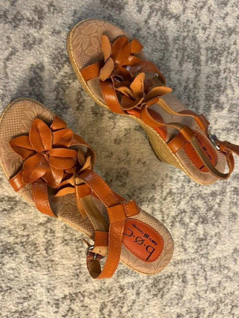 Women’s Size 8 BOC Floral Tan & Burnt Orange Wedges